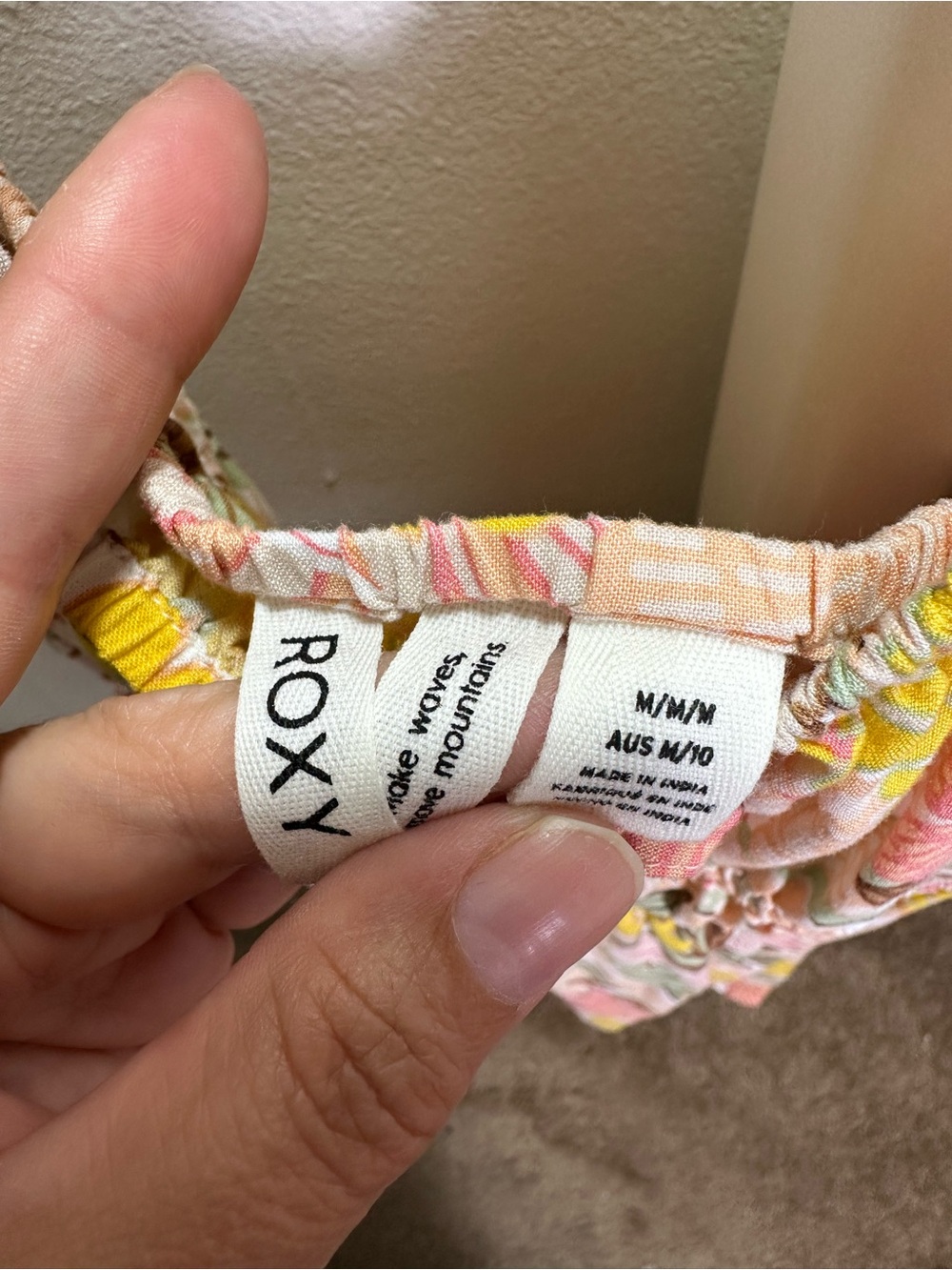 Roxy LA VIDA Floral  Mini Dress in Pink, Yellow & Cream SIZE MEDIUM - Picture 8 of 9